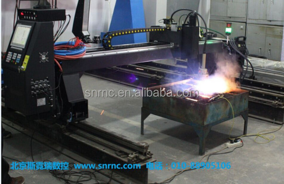 Cortadora negra de llama del plasma del CNC del pórtico para la hoja de metal